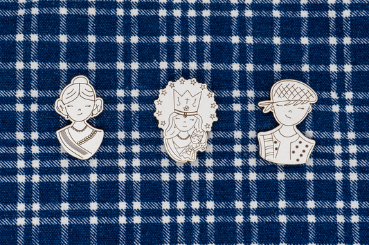 Pines de MDF Grabados